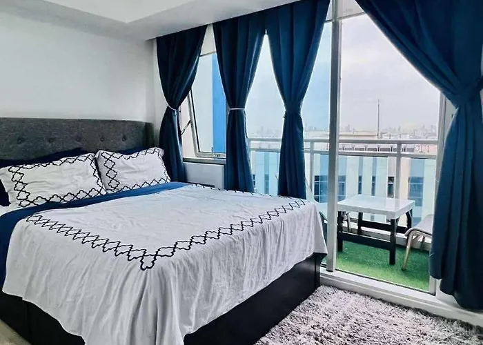 Apartamento L A Azure Staycation
