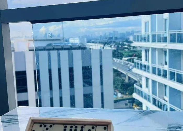 L A Azure Staycation Apartamento Manila